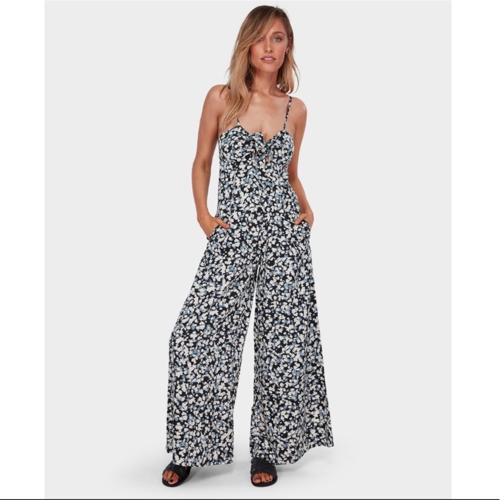 Billabong | Twist and Shout Floral Jumpsuit